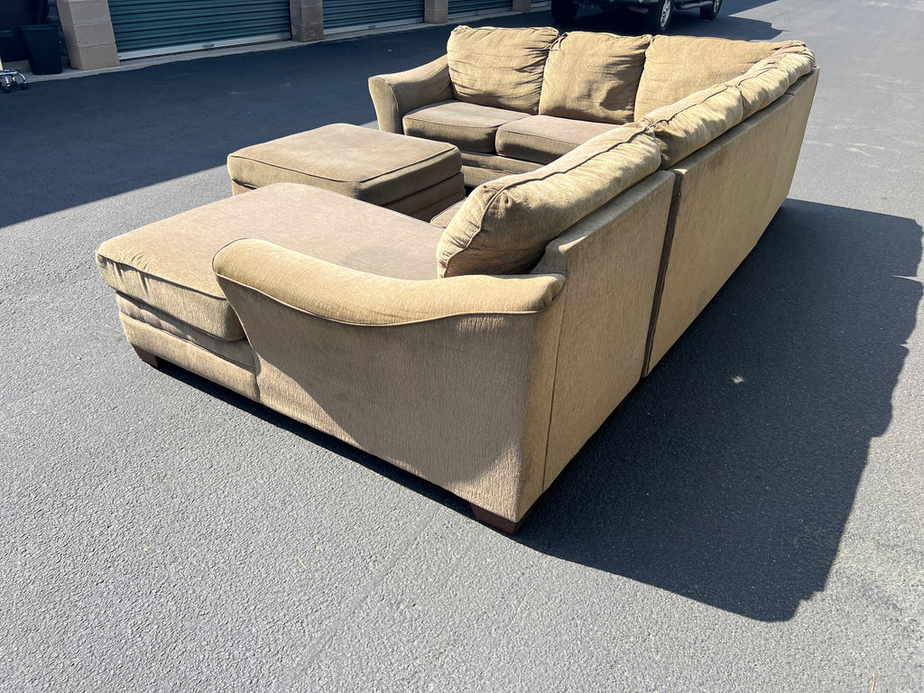 Large Comfy U-Shaped Brown Sectional with Ottoman
