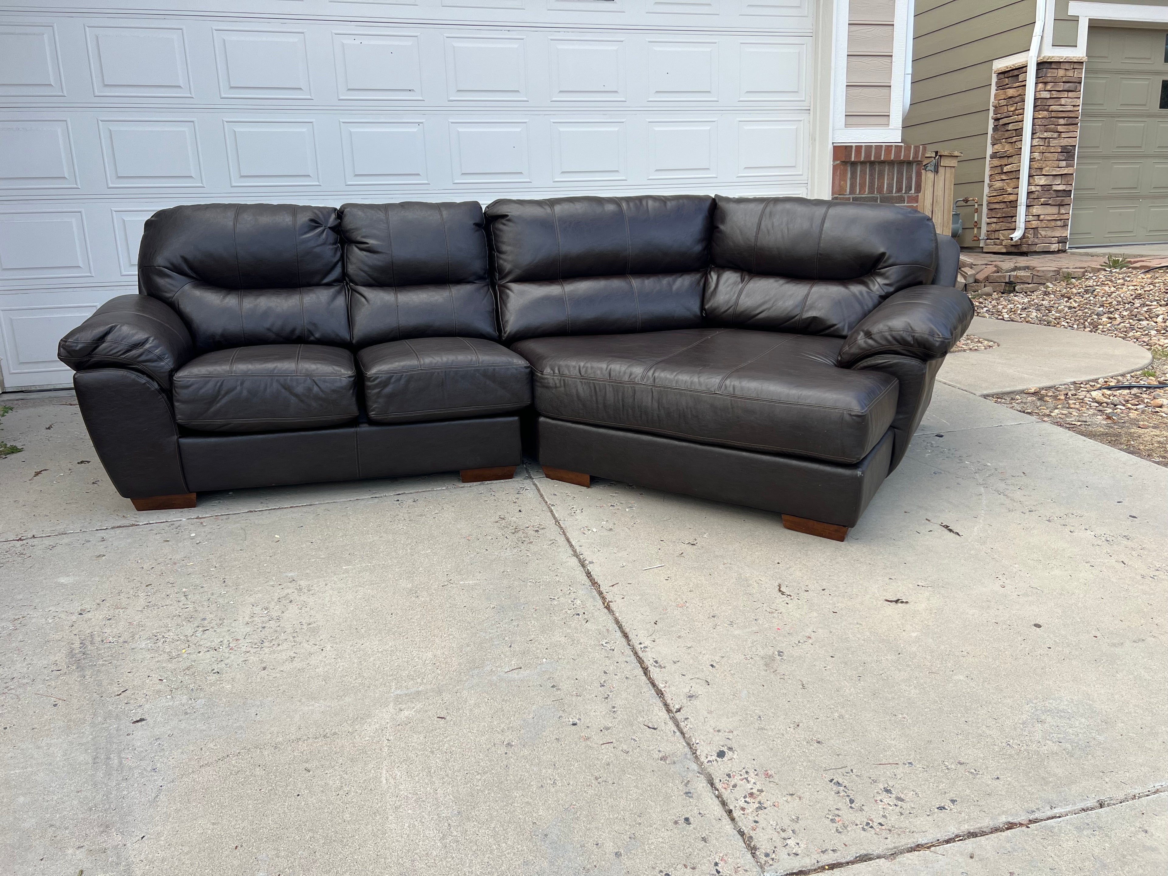 Leather Sectional with Large Lounger