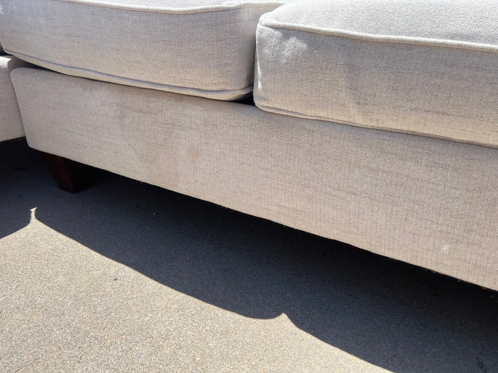 Large Havertys White Sectional with Cuddler