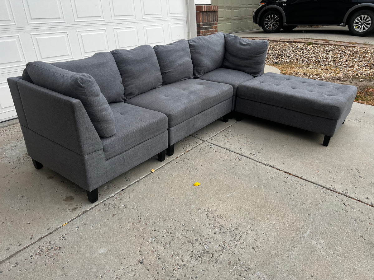 Grey 4-piece modular sectional with tufted ottoman, photo 6