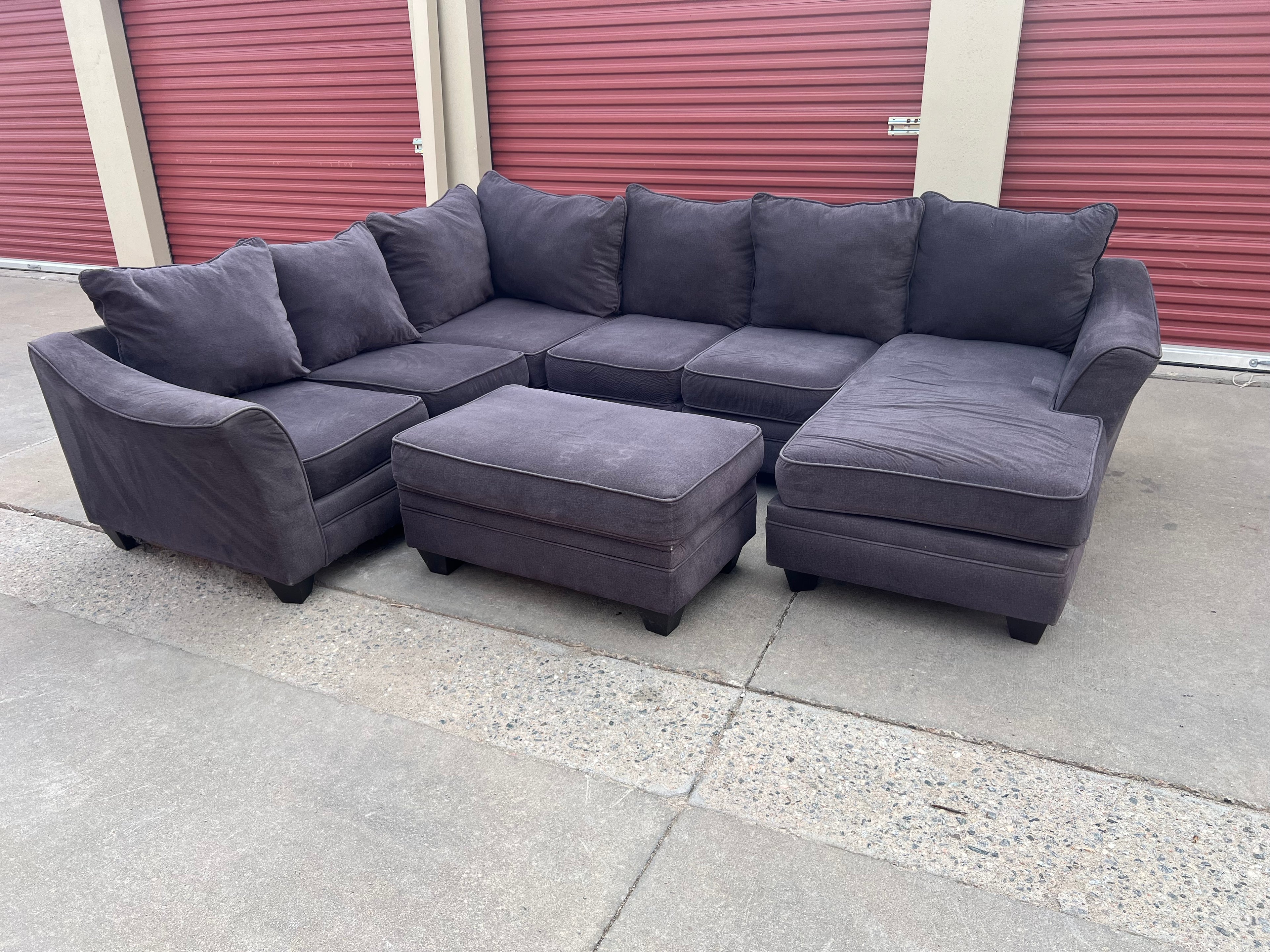 Large Grey U-Sectional with Storage Ottoman