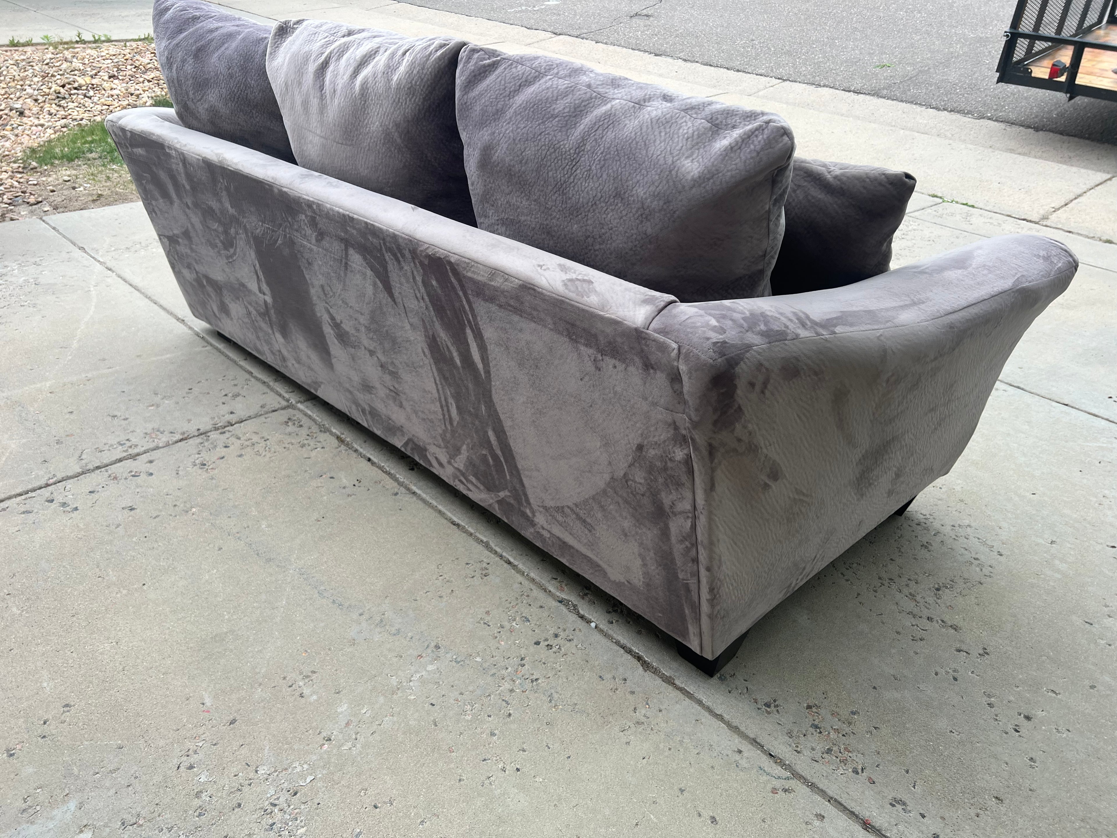 Kroehler Sectional with Reversible Chaise