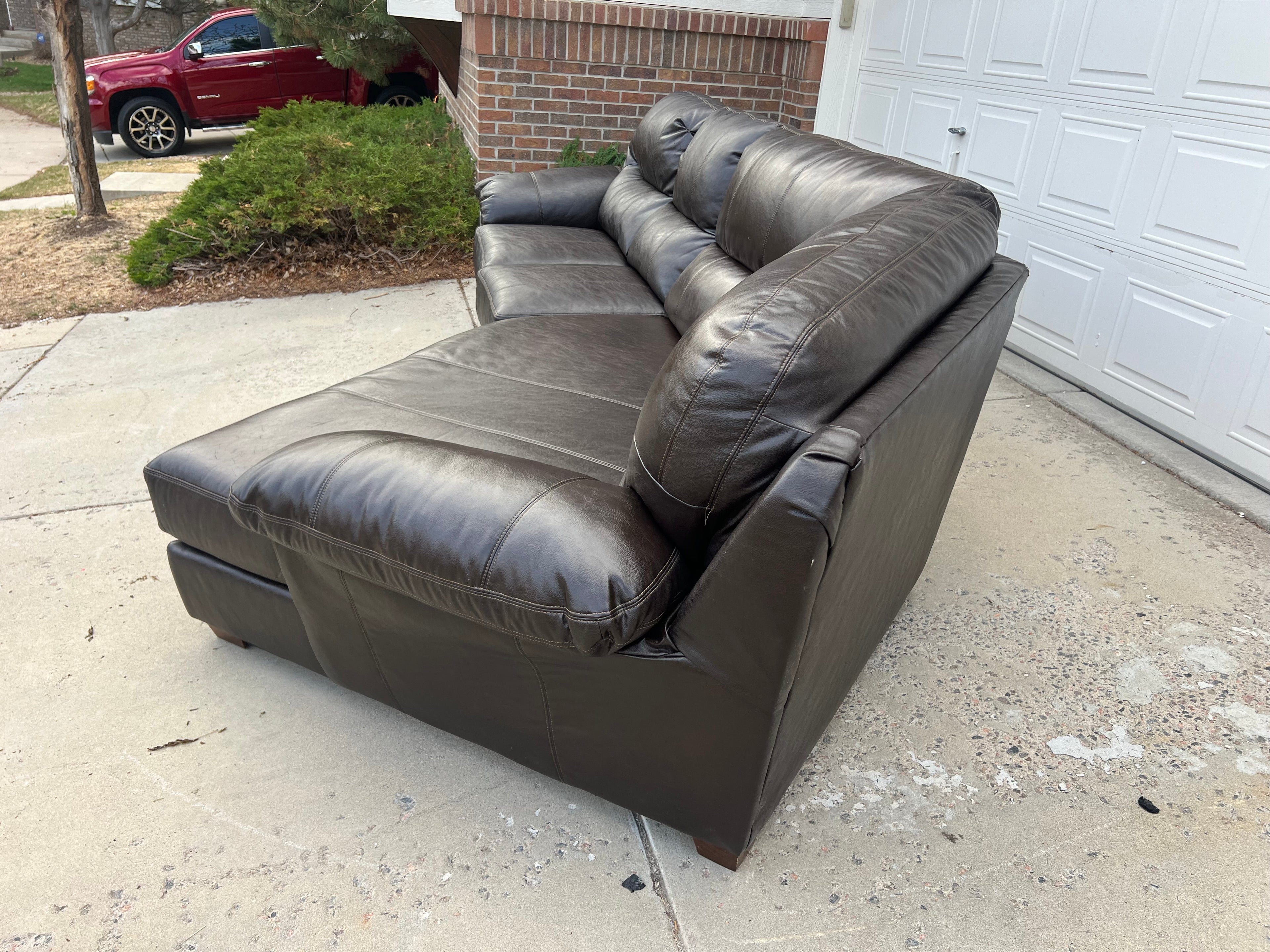 Leather Sectional with Large Lounger