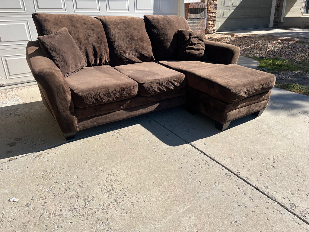 Brown Microfiber Comfy Sectional with Reversible Chaise