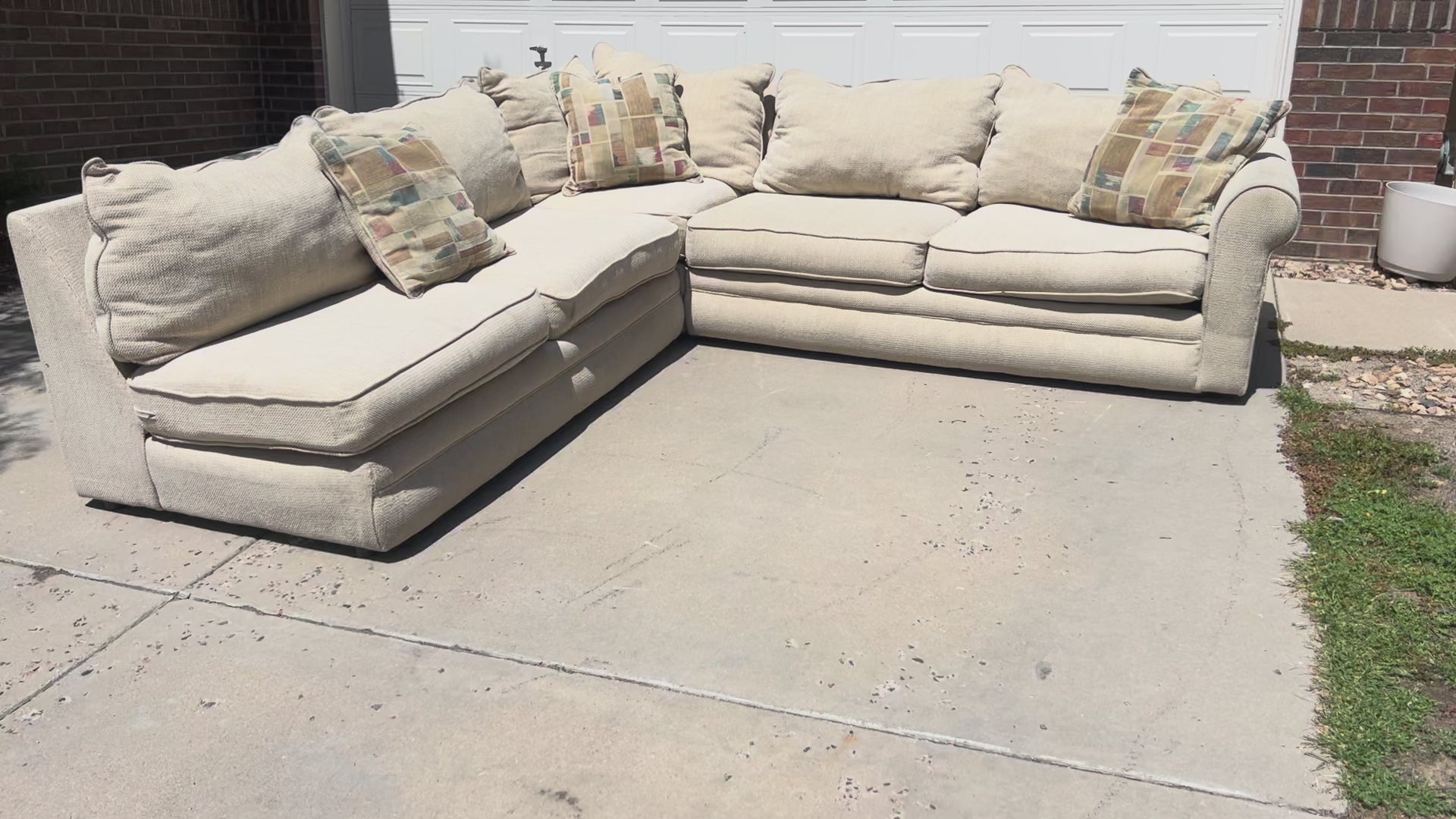 Large Beige L-Shaped Comfy Sectional with Throw Pillows